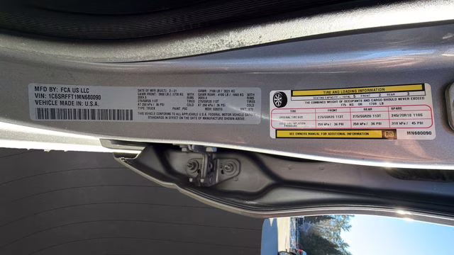 2021 Billet Silver Metallic Clearcoat Ram 1500 Big Horn/Lone Star 4X4 Truck