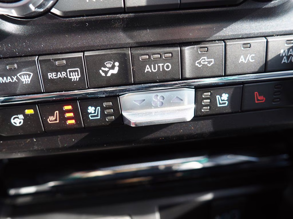 2026 Black Metallic Ford Super Duty F-350 SRW Lariat 4X4 Truck