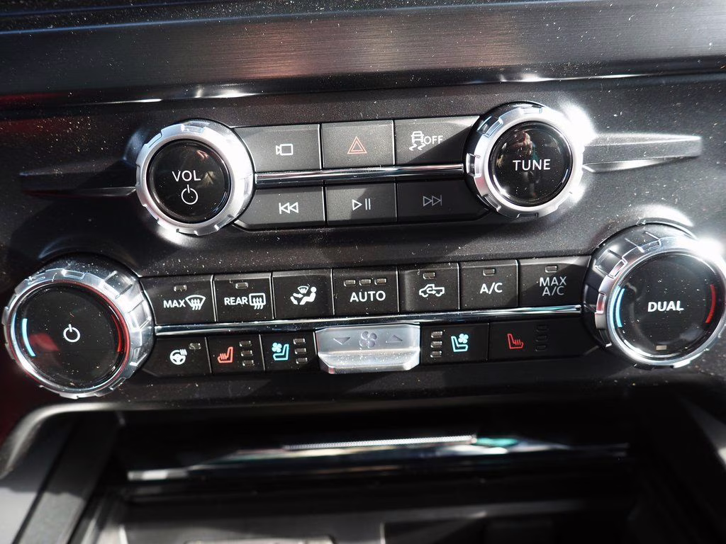 2026 Black Metallic Ford Super Duty F-350 SRW Lariat 4X4 Truck