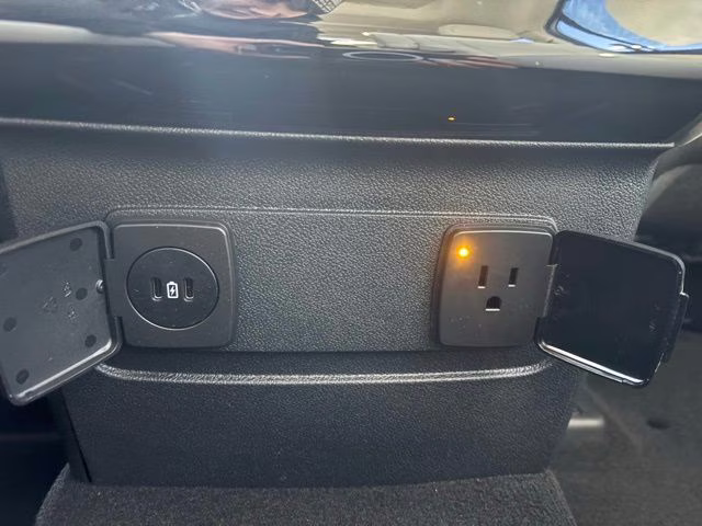 2026 Infinite Black Metallic Clearcoat Lincoln Aviator Reserve AWD SUV