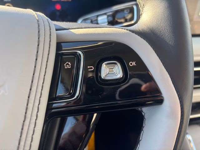 2026 Infinite Black Metallic Clearcoat Lincoln Aviator Reserve AWD SUV