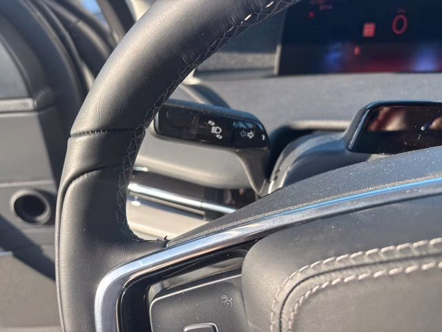 2026 Star White Metallic Tri-Coat Lincoln Navigator Reserve 4X4 SUV