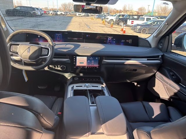 2026 Star White Metallic Tri-Coat Lincoln Navigator Reserve 4X4 SUV