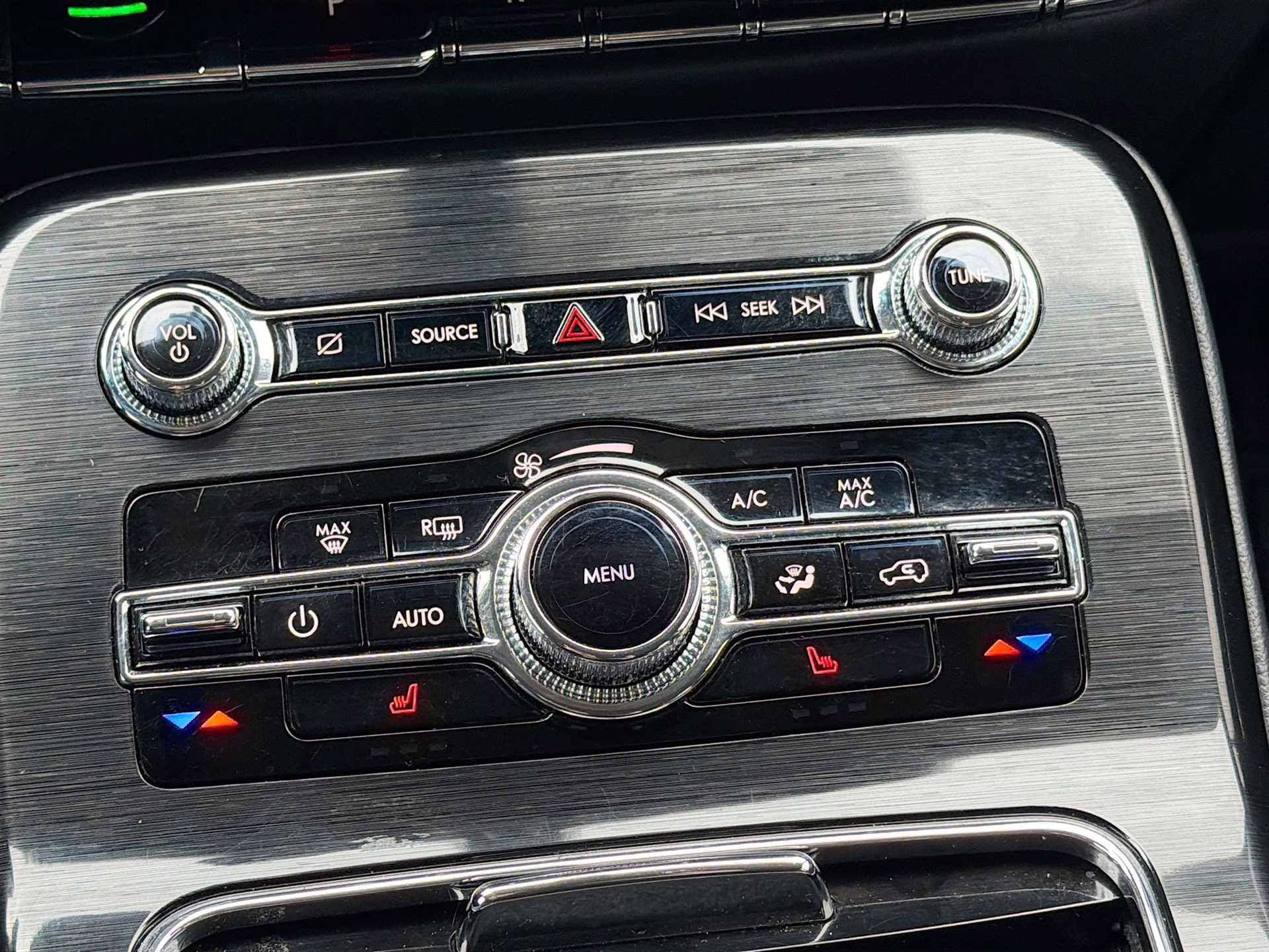 2023 Asher Gray Metallic Clearcoat Lincoln Nautilus Standard AWD SUV