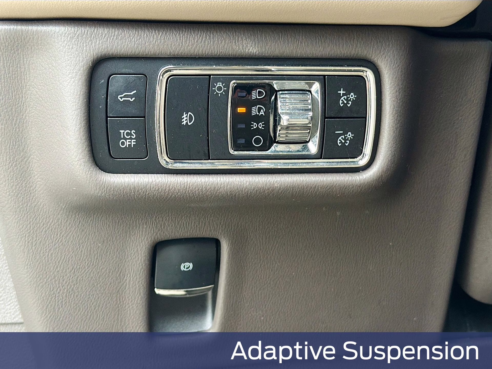 2023 Pristine White Metallic Tri-Coat Lincoln Nautilus Reserve AWD SUV