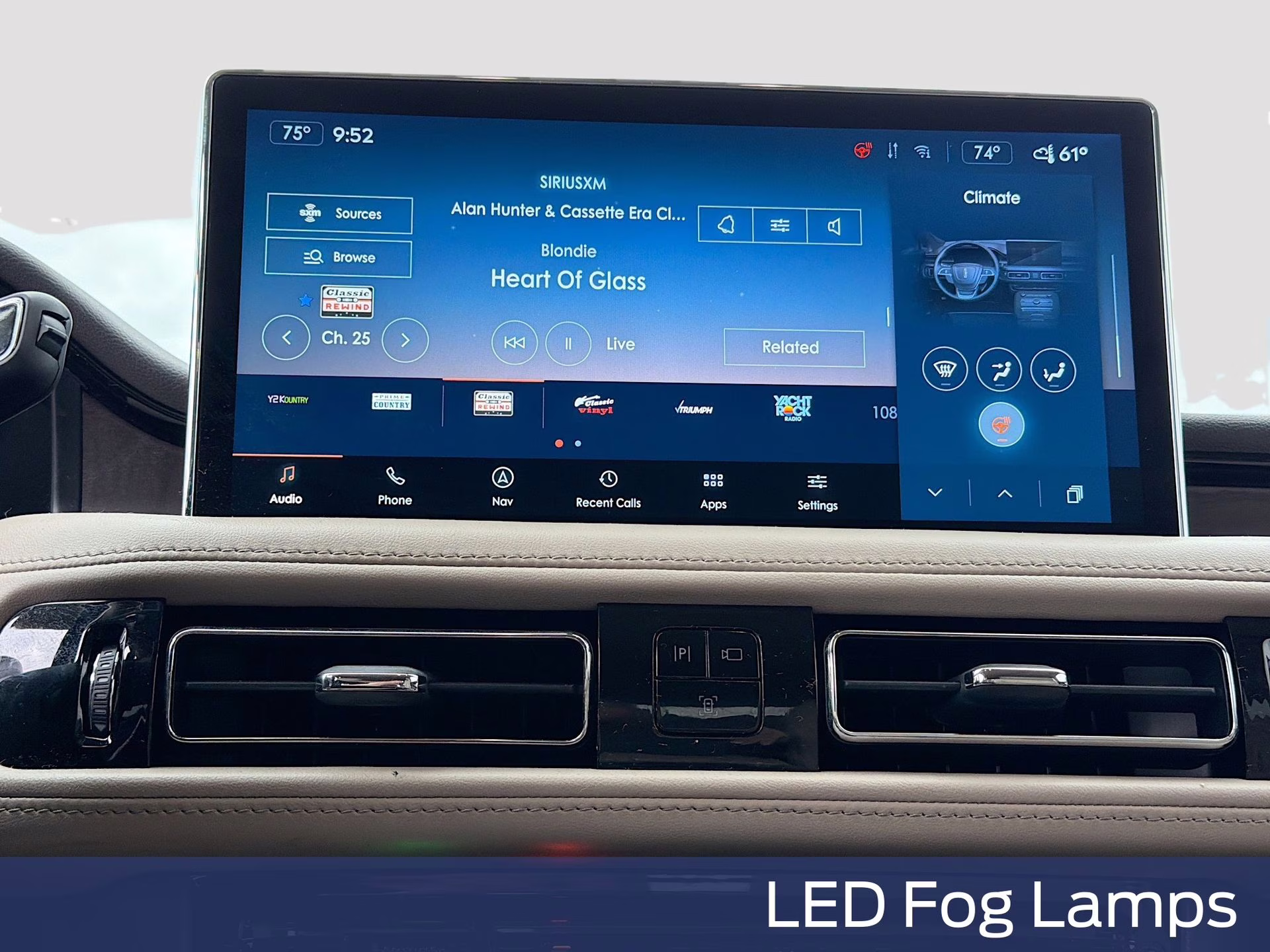 2023 Pristine White Metallic Tri-Coat Lincoln Nautilus Reserve AWD SUV