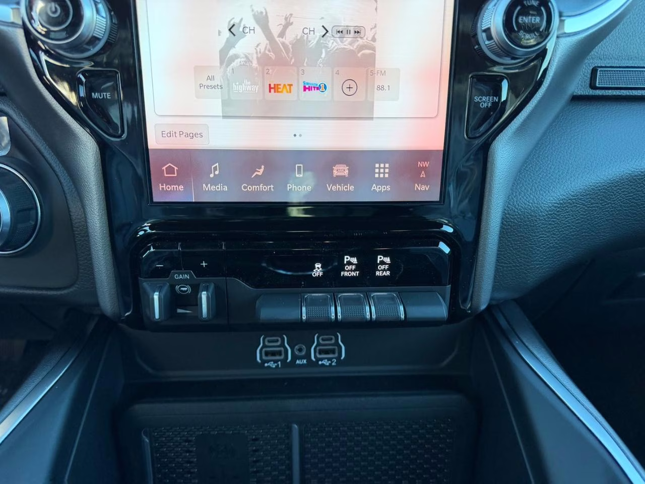 2026 Canyon Lake Ram 1500 Big Horn/Lone Star 4X4 Truck