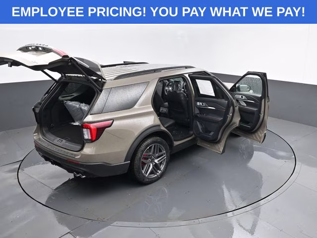 2026 Gray Ford Explorer ST 4X4 SUV