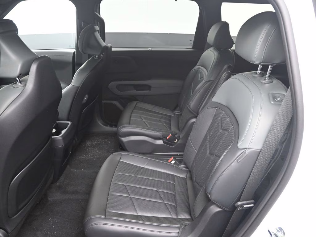 2027 Glacial White Pearl Kia Telluride X-Line SX AWD SUV