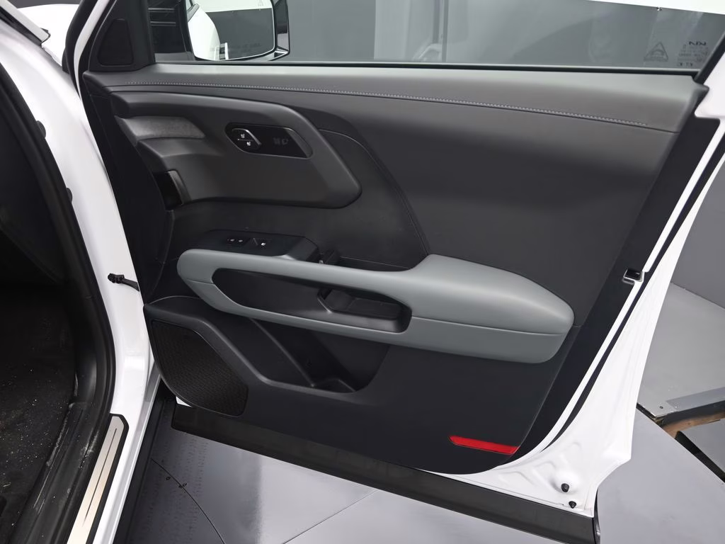 2027 Glacial White Pearl Kia Telluride X-Line SX AWD SUV