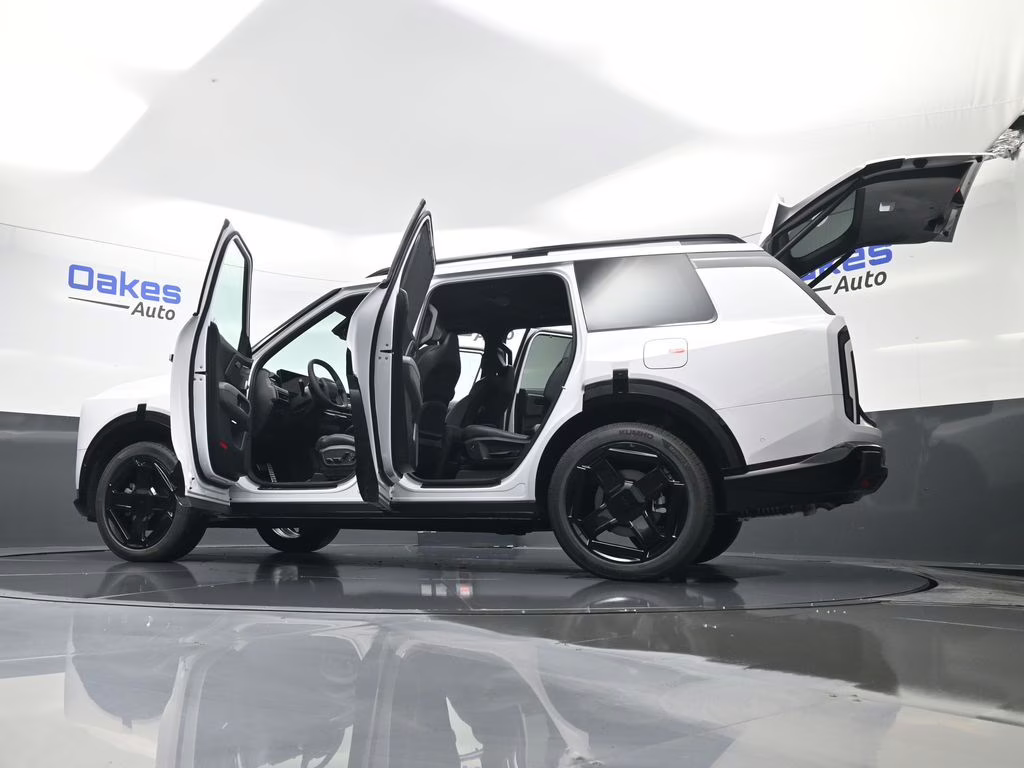 2027 Glacial White Pearl Kia Telluride X-Line SX AWD SUV