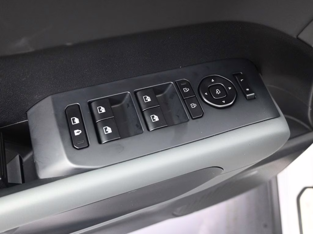 2027 Glacial White Pearl Kia Telluride X-Line SX AWD SUV