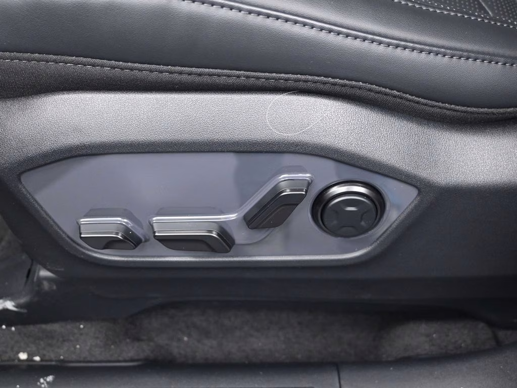 2027 Glacial White Pearl Kia Telluride X-Line SX AWD SUV