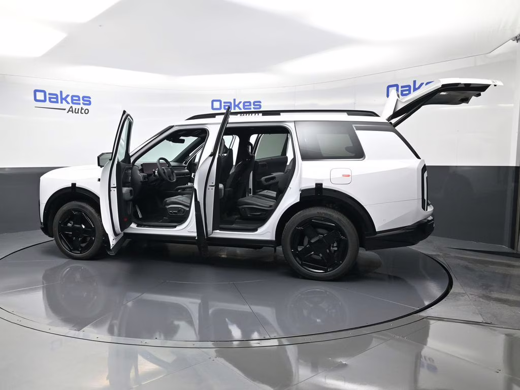 2027 Glacial White Pearl Kia Telluride X-Line SX AWD SUV