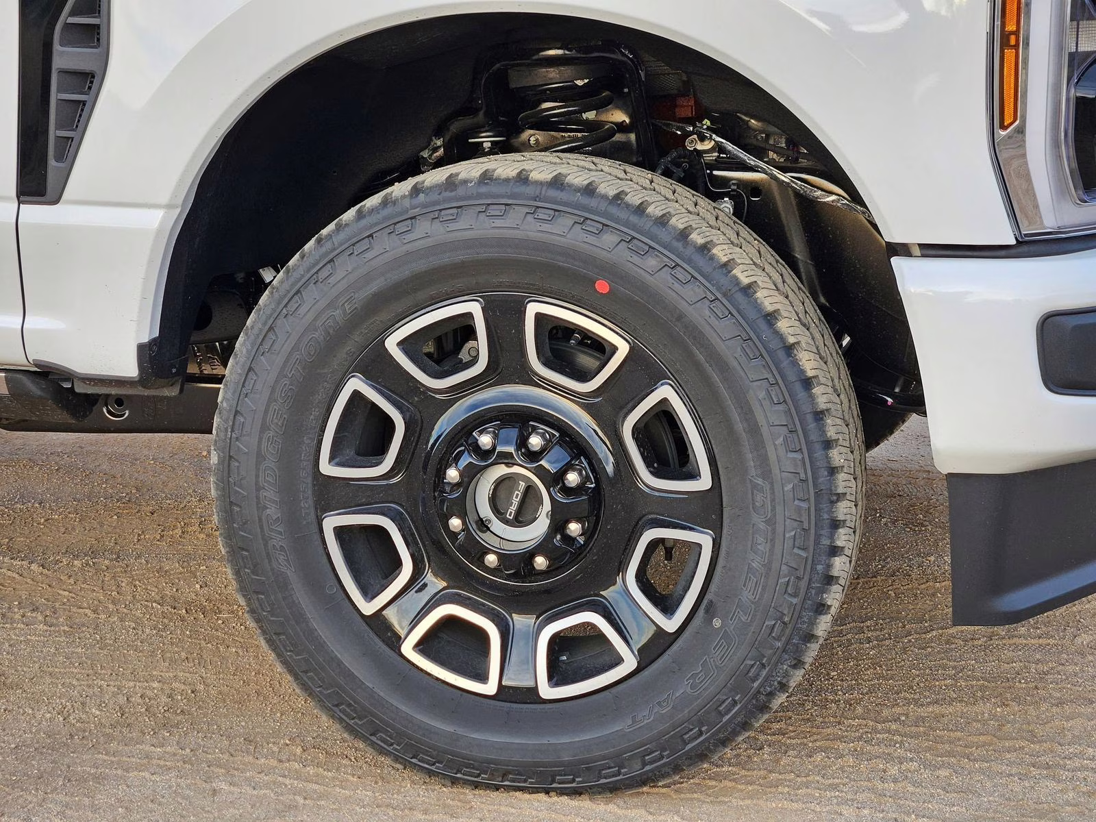 2026 White Metallic Ford Super Duty F-250 SRW Platinum 4X4 Truck