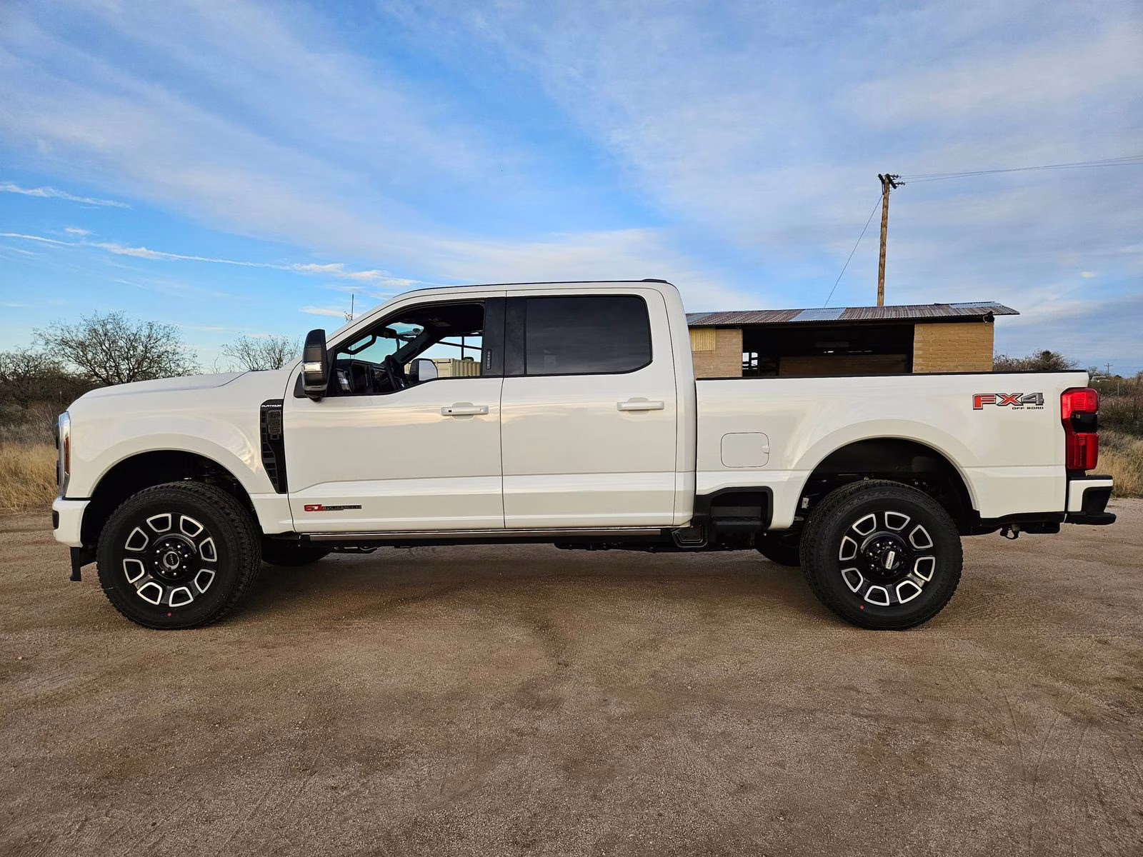 2026 White Metallic Ford Super Duty F-250 SRW Platinum 4X4 Truck