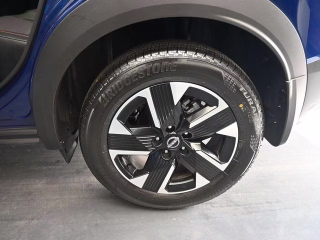2025 Deep Blue Pearl Nissan Kicks SR FWD SUV