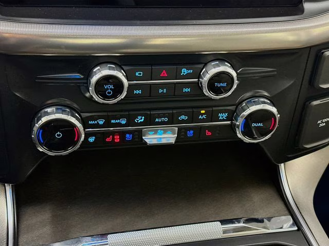 2026 Agate Black Metallic Ford F-150 Platinum 4X4 Truck