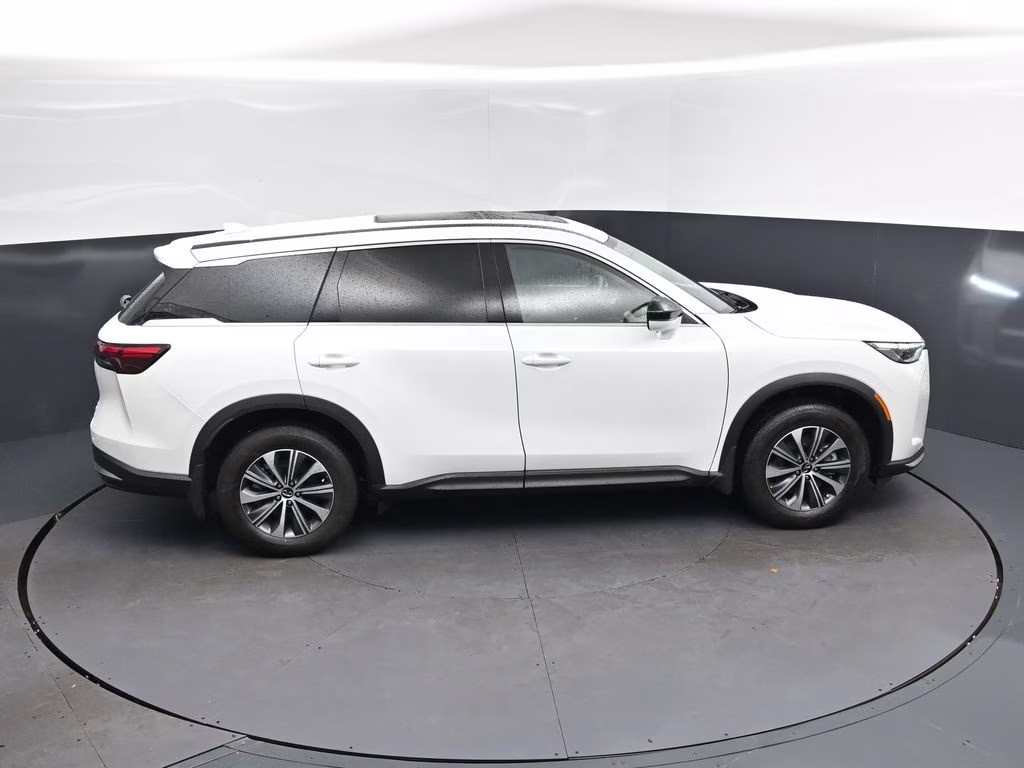 2026 White INFINITI QX60 PURE FWD SUV