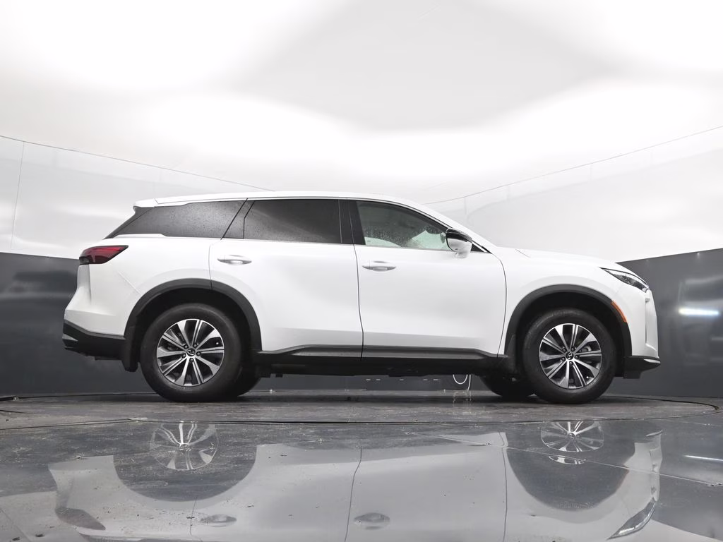2026 White INFINITI QX60 PURE FWD SUV