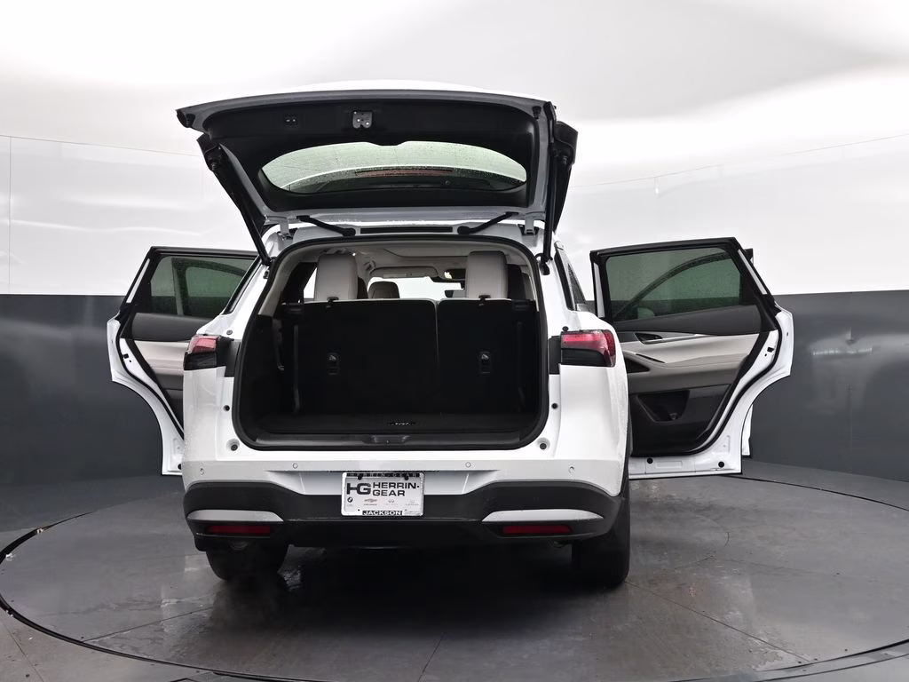 2026 White INFINITI QX60 PURE FWD SUV