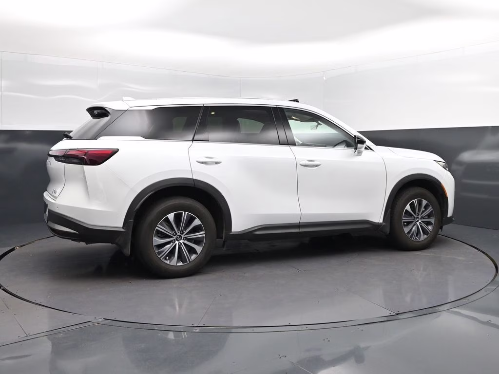 2026 White INFINITI QX60 PURE FWD SUV