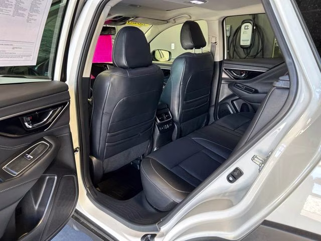 2025 Crystal White Pearl Subaru Outback Limited XT AWD SUV