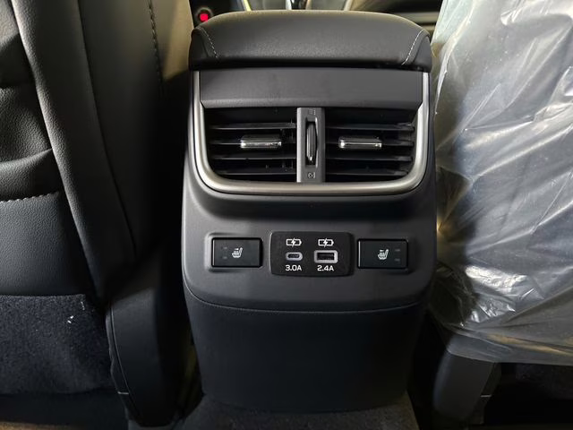 2025 Crystal White Pearl Subaru Outback Limited XT AWD SUV