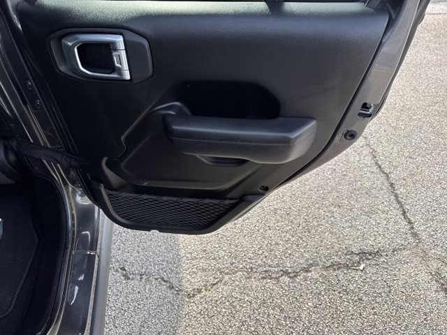 2024 Granite Crystal Metallic Clearcoat Jeep Gladiator Nighthawk 4X4 Truck