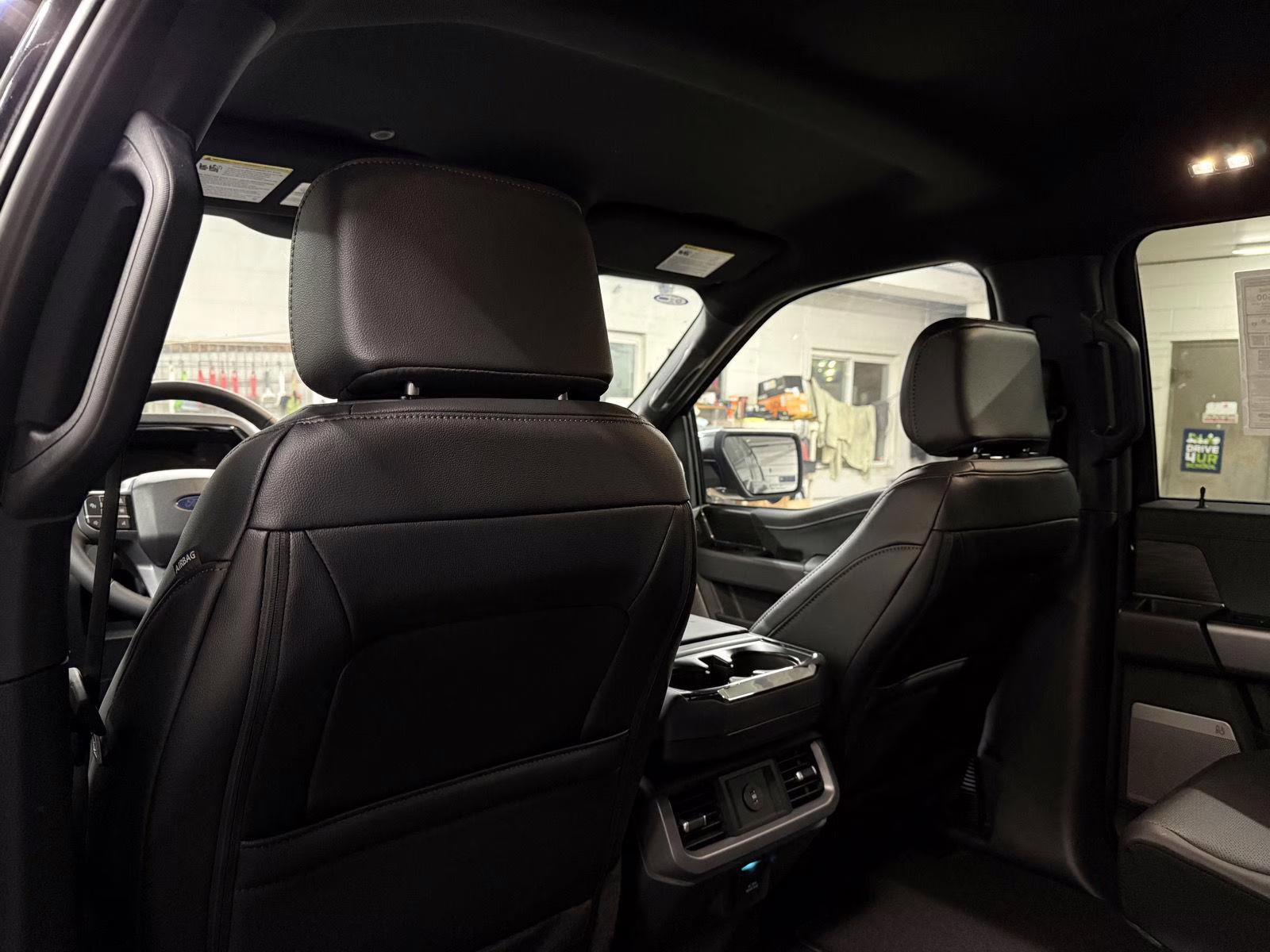 2026 Agate Black Metallic Ford F-150 LARIAT 4X4 Truck