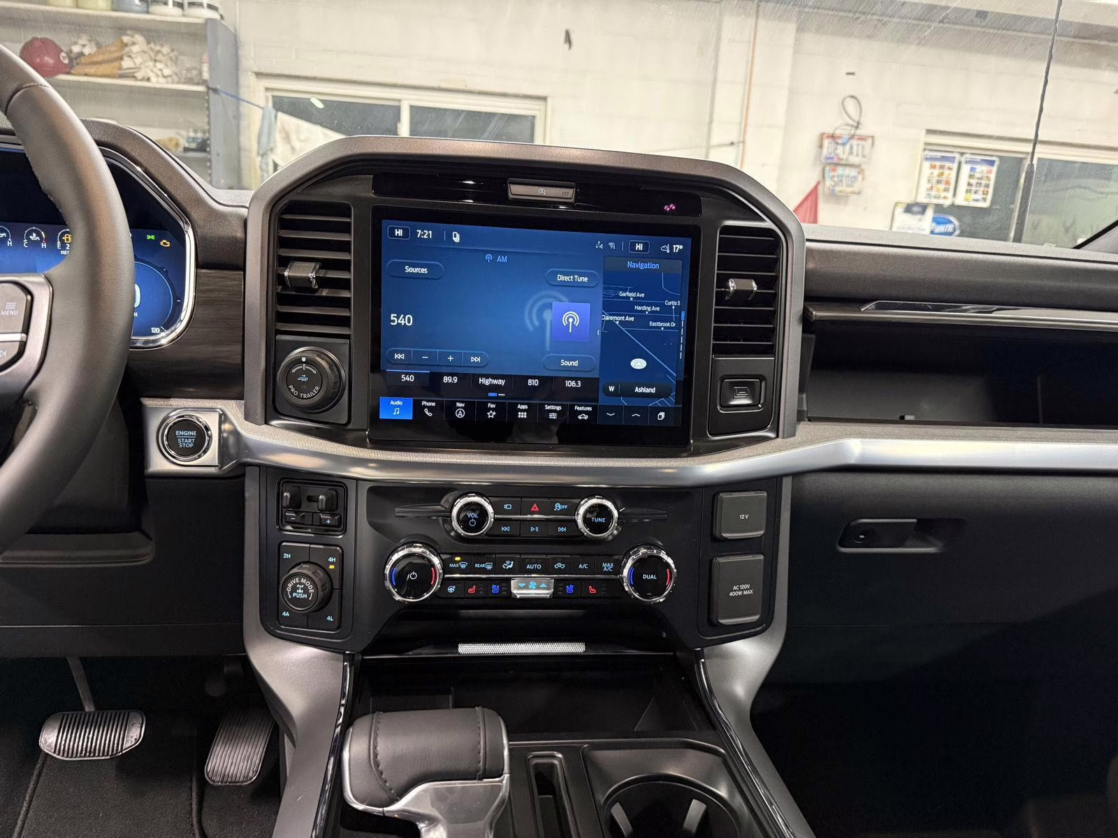 2026 Agate Black Metallic Ford F-150 LARIAT 4X4 Truck