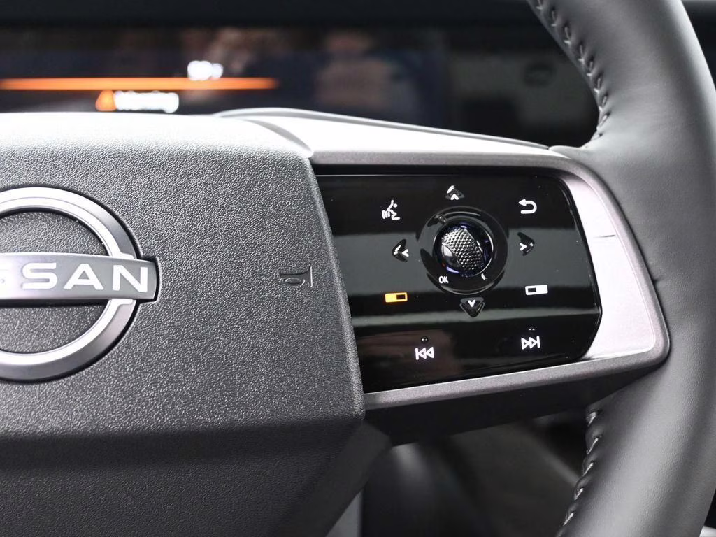 2026 Champagne Silver Metallic Nissan Murano Platinum AWD SUV