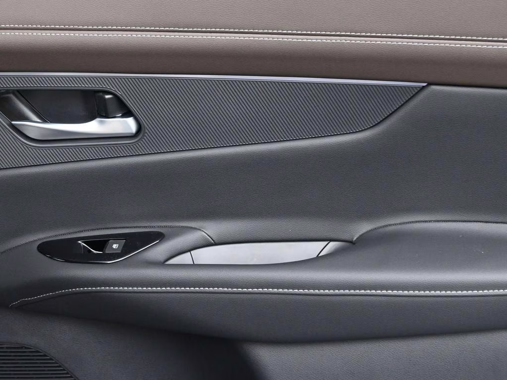 2026 Champagne Silver Metallic Nissan Murano Platinum AWD SUV