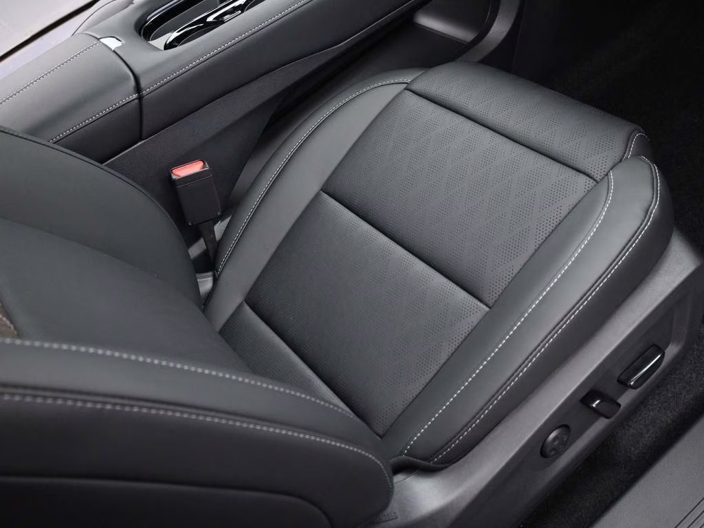 2026 Champagne Silver Metallic Nissan Murano Platinum AWD SUV