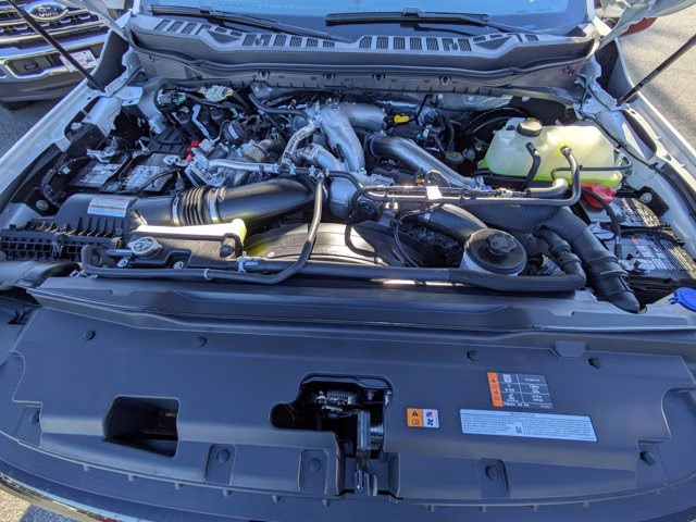 2026 White Metallic Ford Super Duty F-250 SRW Platinum 4X4 Truck