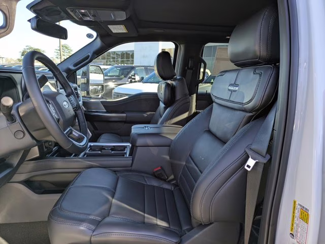 2026 White Metallic Ford Super Duty F-250 SRW Platinum 4X4 Truck