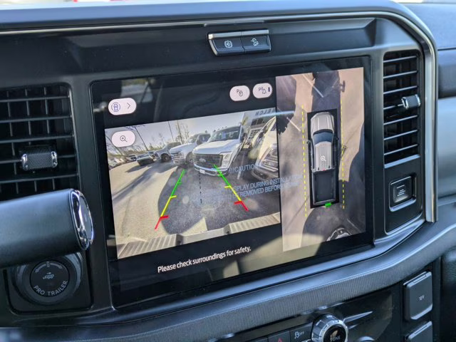 2026 White Metallic Ford Super Duty F-250 SRW Platinum 4X4 Truck