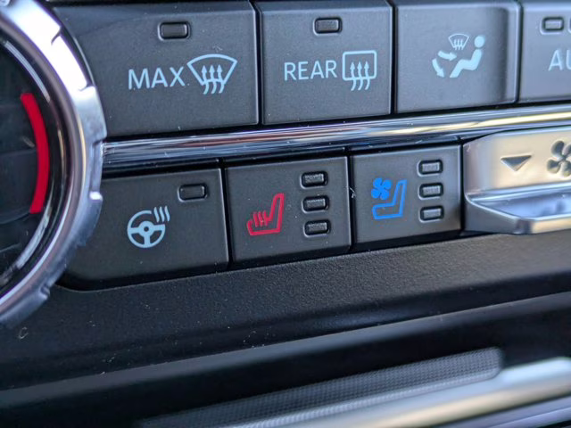 2026 White Metallic Ford Super Duty F-250 SRW Platinum 4X4 Truck