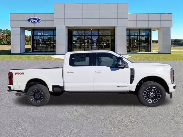 2026 White Metallic Ford Super Duty F-250 SRW Platinum 4X4 Truck