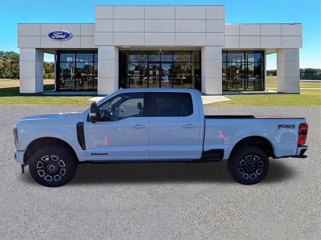 2026 White Metallic Ford Super Duty F-250 SRW Platinum 4X4 Truck