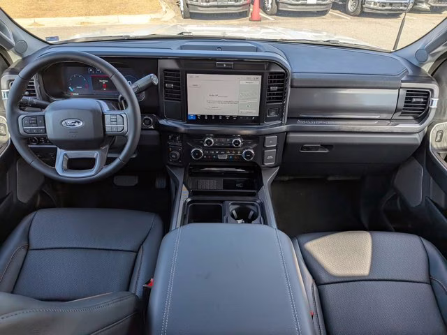 2026 Avalanche Ford Super Duty F-350 SRW LARIAT 4X4 Truck