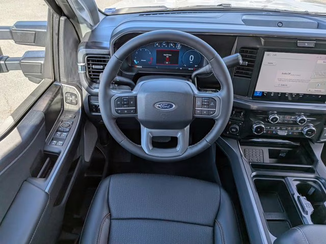 2026 Avalanche Ford Super Duty F-350 SRW LARIAT 4X4 Truck