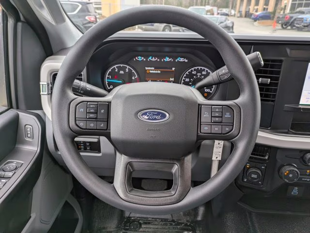 2026 Oxford White Ford Super Duty F-250 SRW XL 4X4 Truck