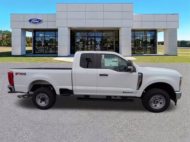 2026 Oxford White Ford Super Duty F-250 SRW XL 4X4 Truck