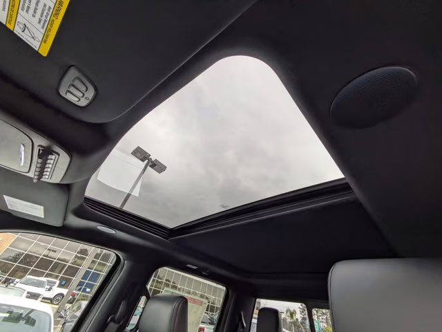 2025 Gray Metallic Ford F-150 Raptor 4X4 Truck