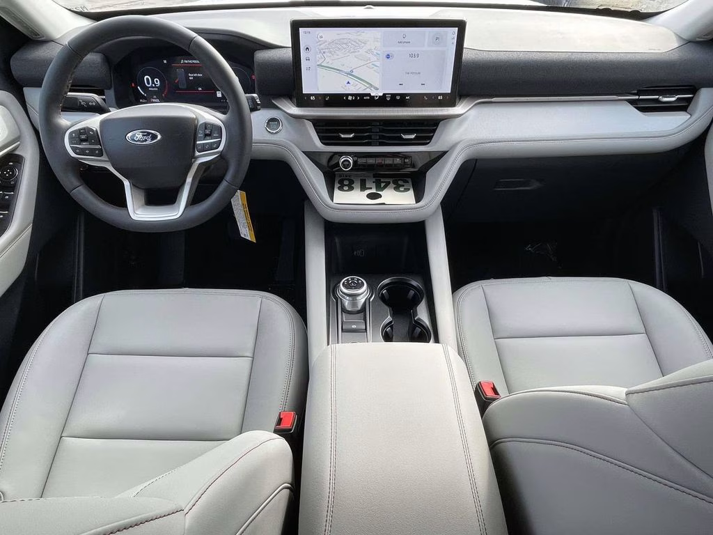 2026 Star White Metallic Tri-Coat Ford Explorer Active 4X4 SUV