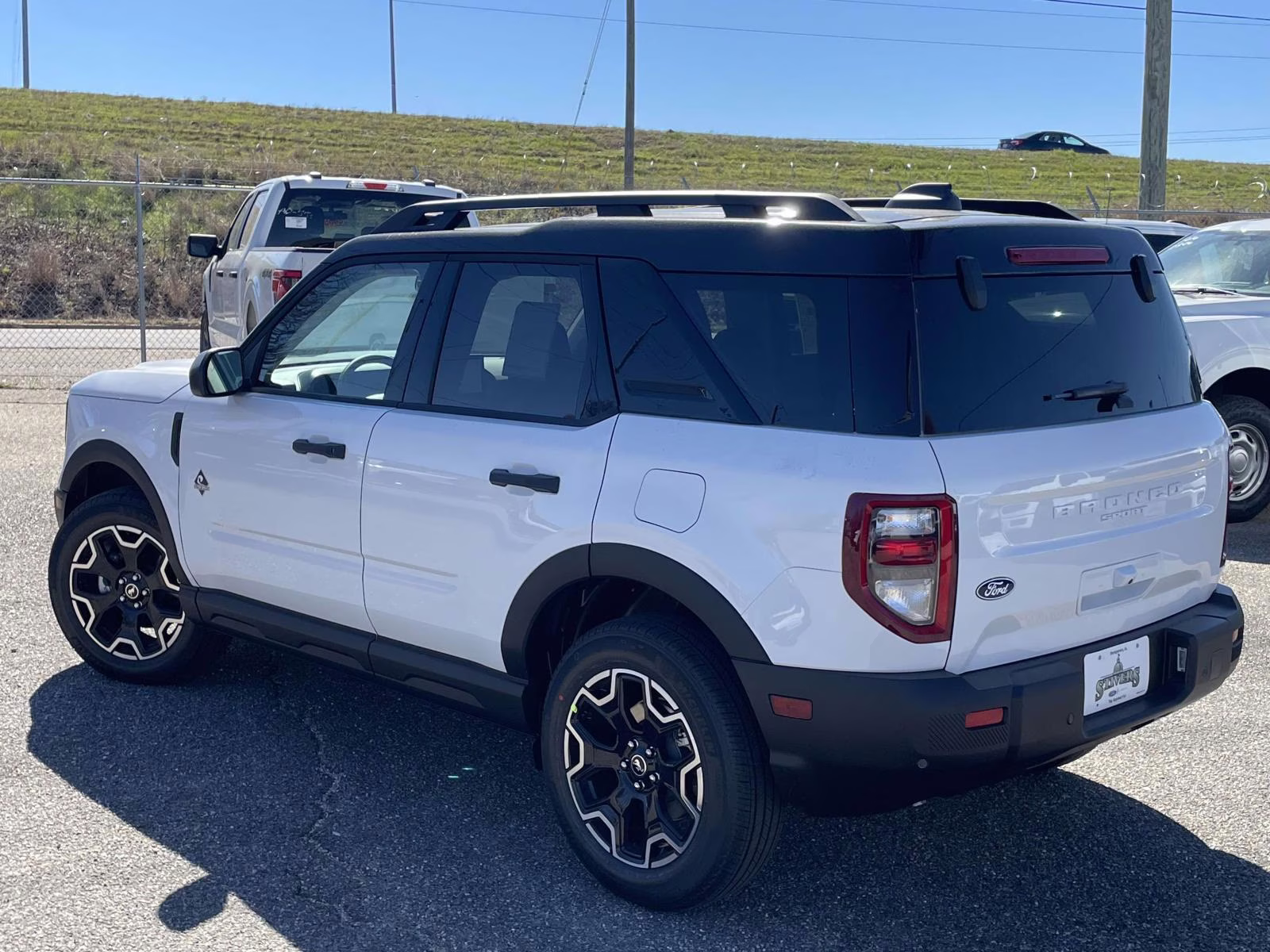 2026 Oxford White Ford Bronco Sport Outer Banks 4X4 SUV