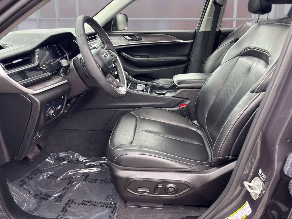 2023 Baltic Gray Metallic Clearcoat Jeep Grand Cherokee 4xe 4X4 SUV