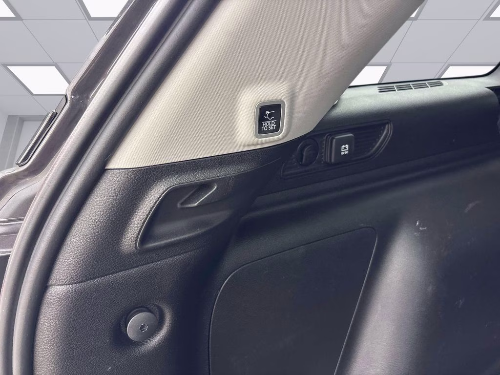 2023 Baltic Gray Metallic Clearcoat Jeep Grand Cherokee 4xe 4X4 SUV