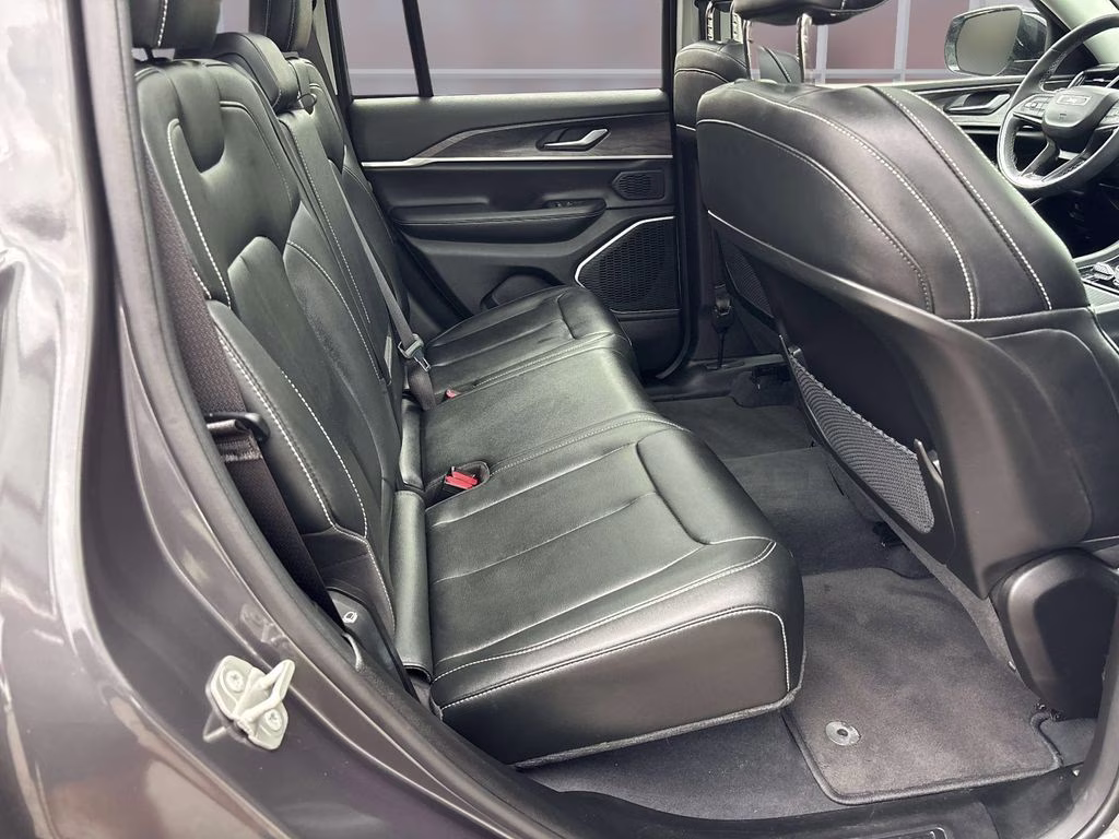 2023 Baltic Gray Metallic Clearcoat Jeep Grand Cherokee 4xe 4X4 SUV